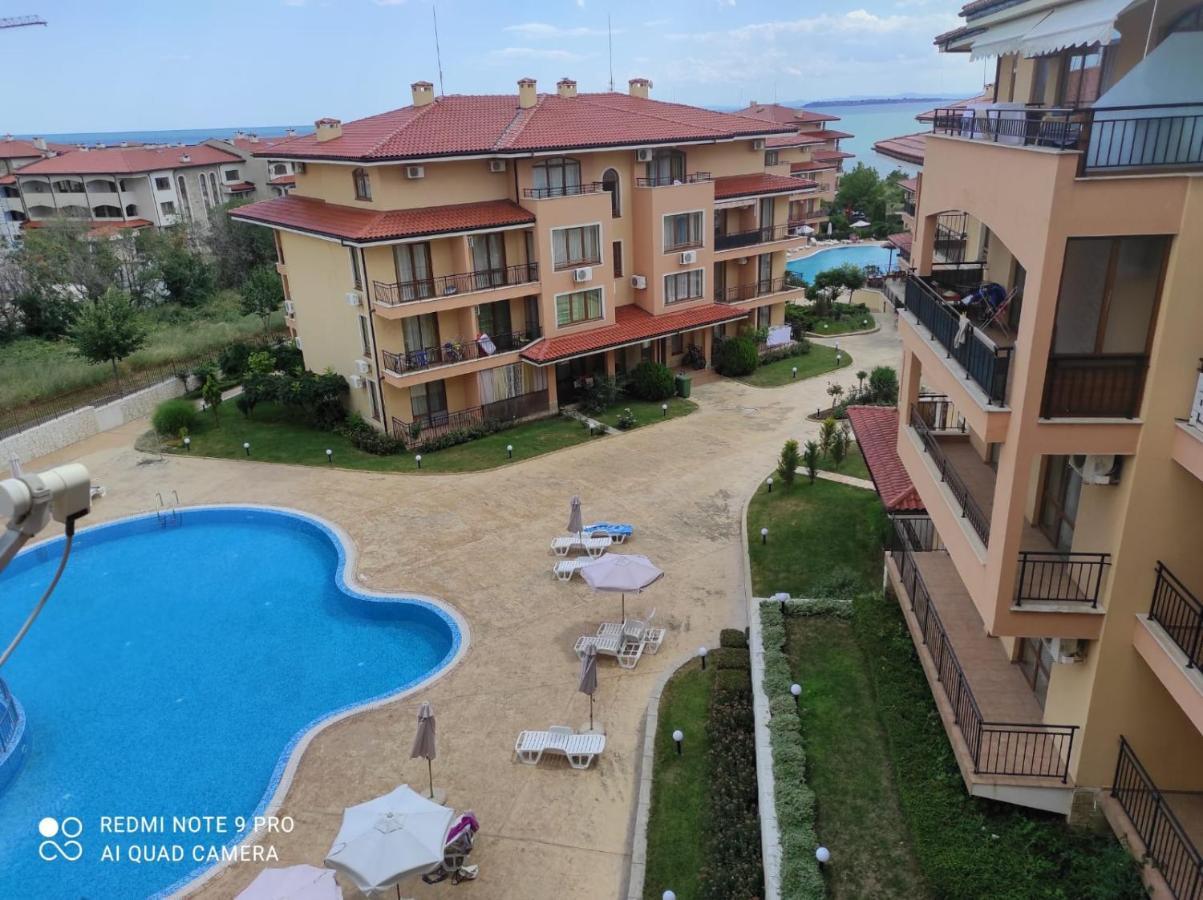 Апартаменти Menada Sky Dreams Светий Влас Екстер'єр фото