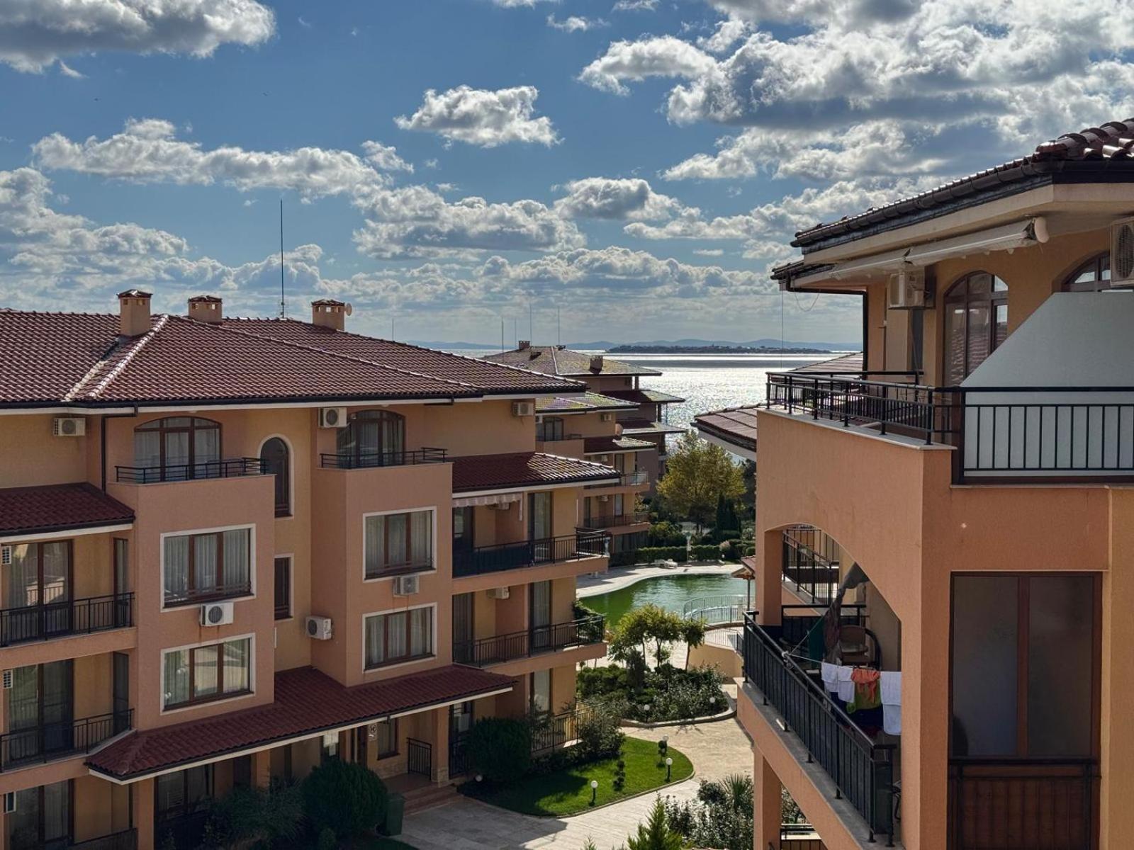Апартаменти Menada Sky Dreams Светий Влас Екстер'єр фото